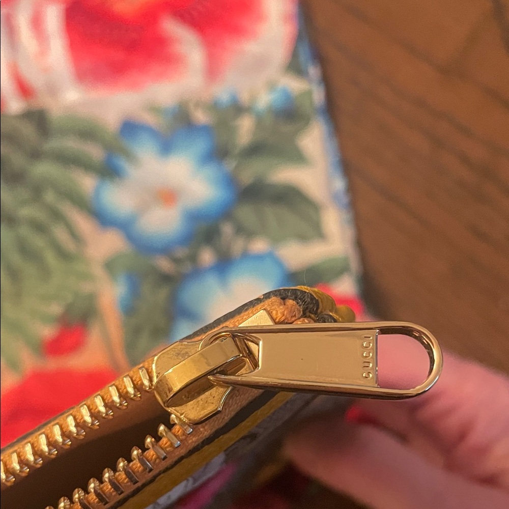 Gucci Ophidia Zip Pouch Flora GG Coated Canvas Clutch with Yellow Accents - Picture 8 of 9